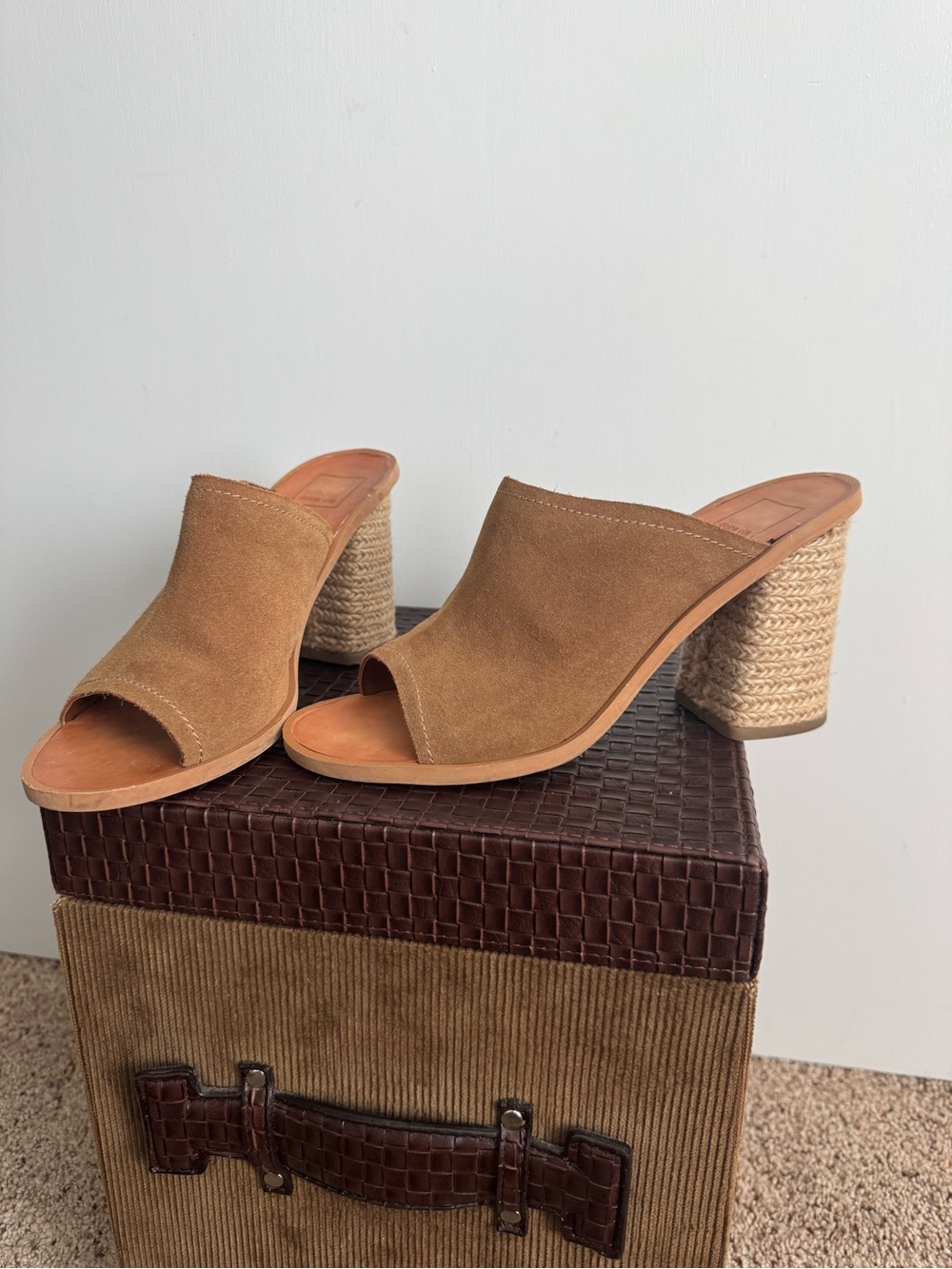 Dolce Vita Tan Suede Open-Toe Rope-Block Mules